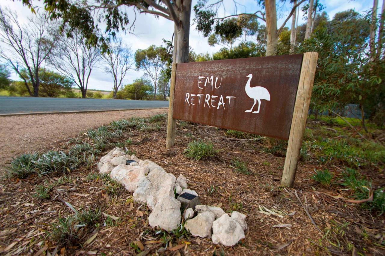 Emu Retreat B&B Tailem Bend Bagian luar foto